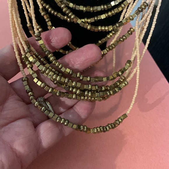 Beautiful multi layered necklace, 18” - Picture 4 of 5